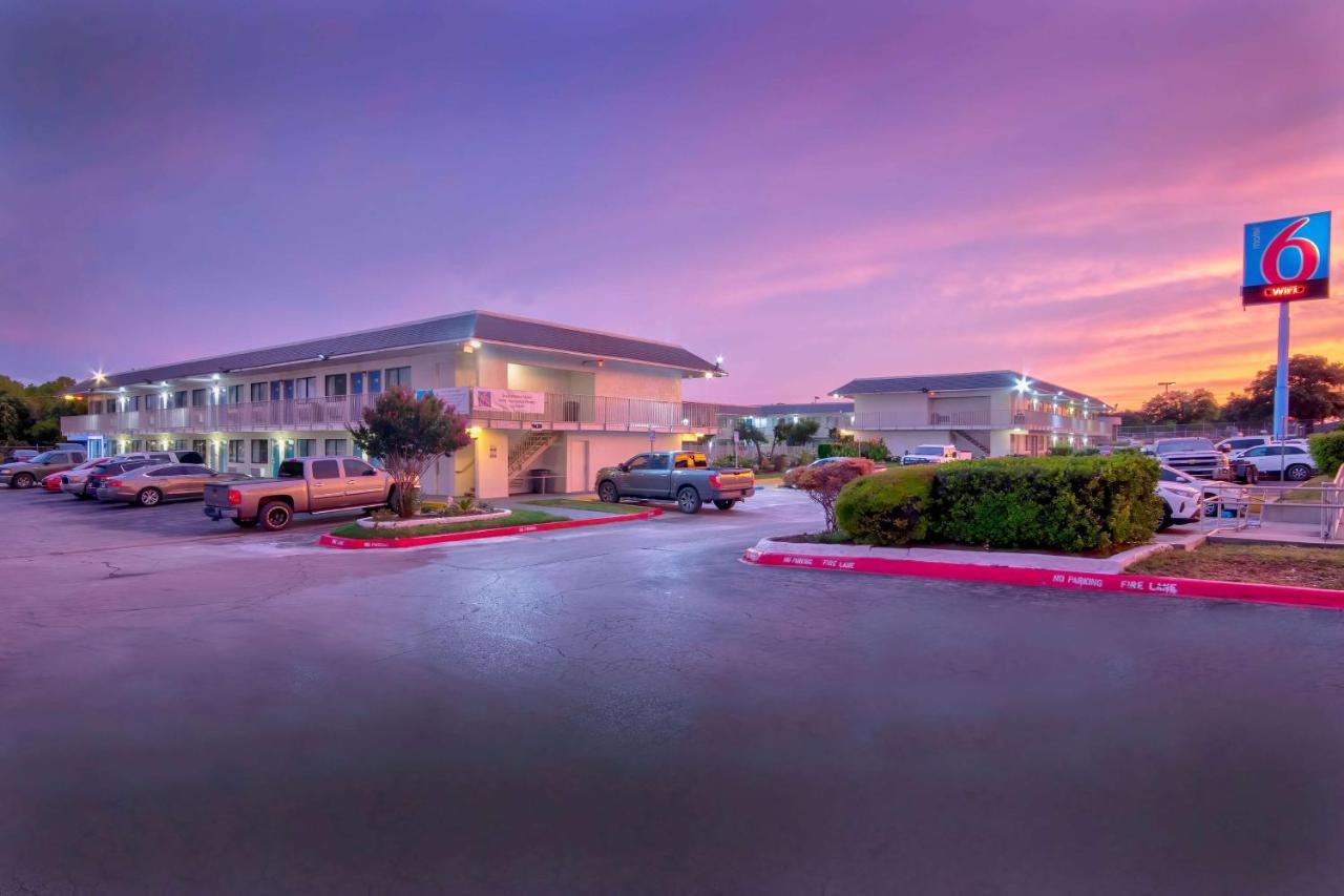 Motel 6-Austin, Tx - North Luaran gambar