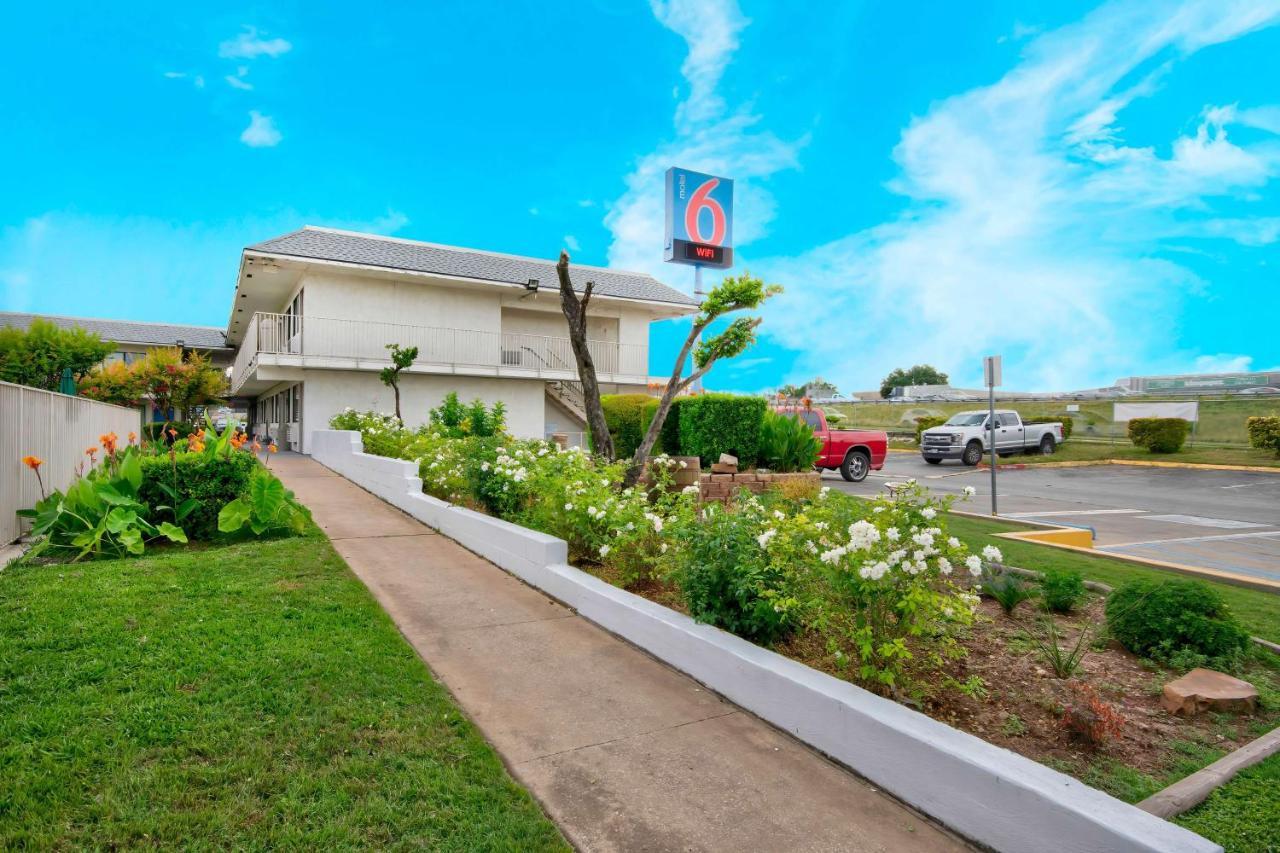 Motel 6-Austin, Tx - North Luaran gambar