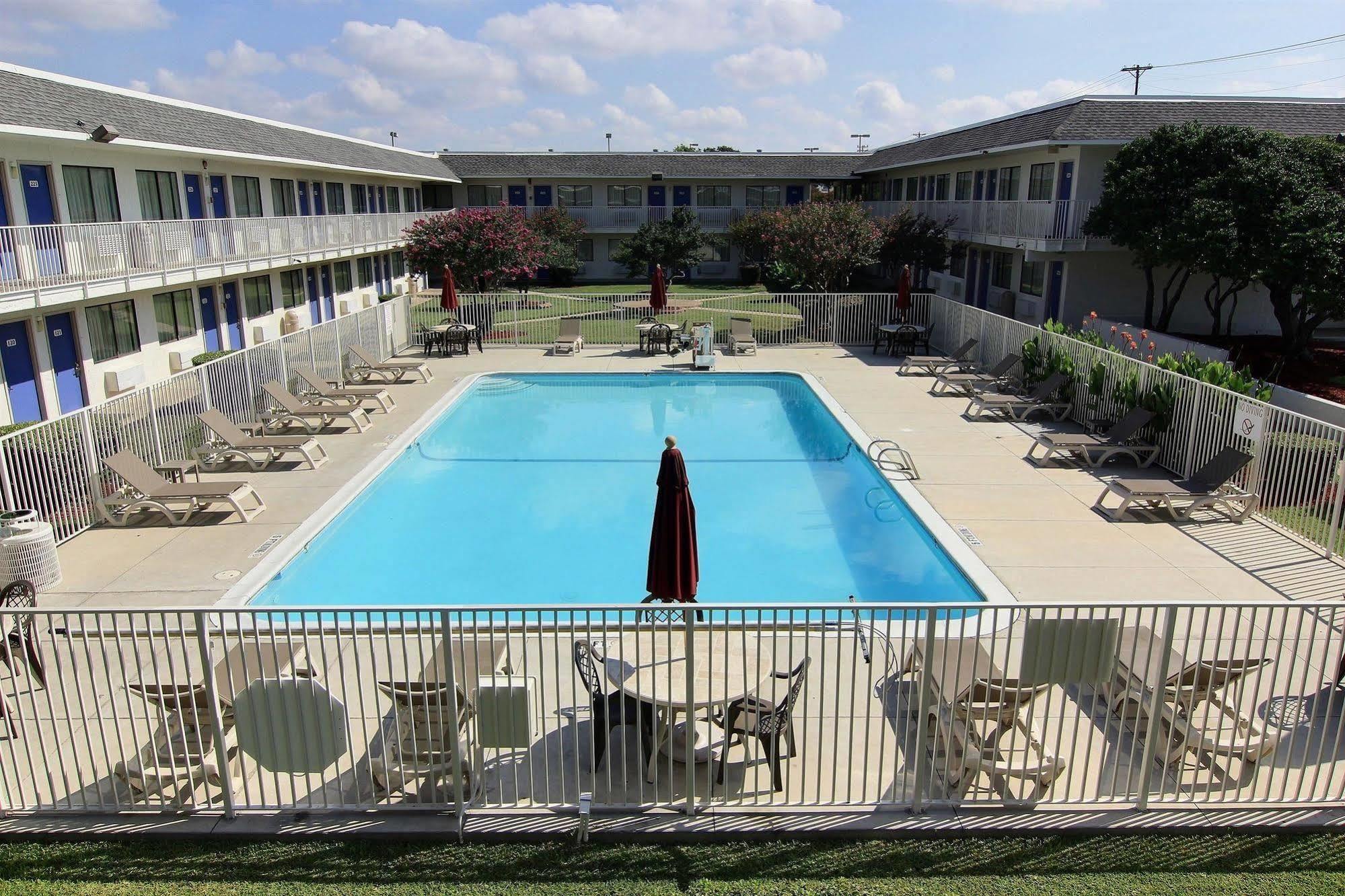Motel 6-Austin, Tx - North Luaran gambar